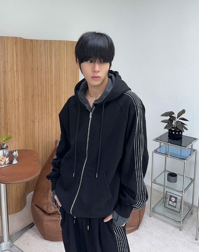 SATIIIZ(サティーズ)の「Ropel Stitch Track Hood Zip-Up(Tops)」