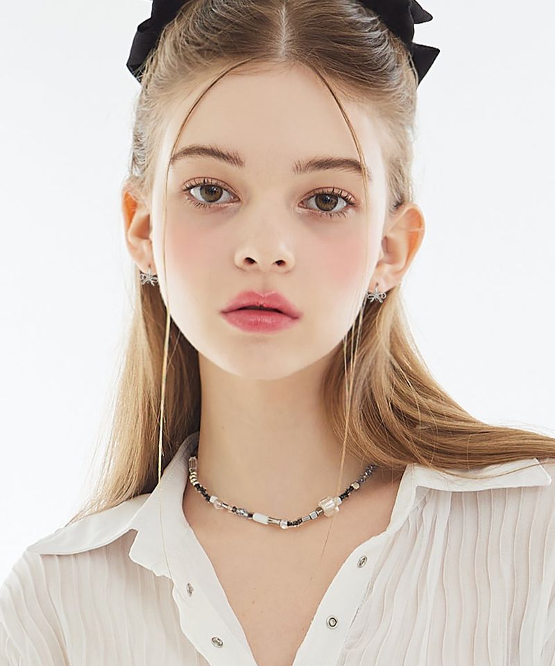 Double Ribbon Mini Ring Earrings