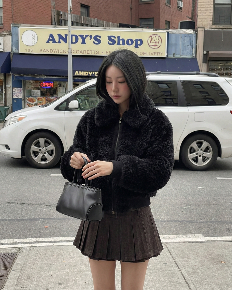 Wool pleated skirt