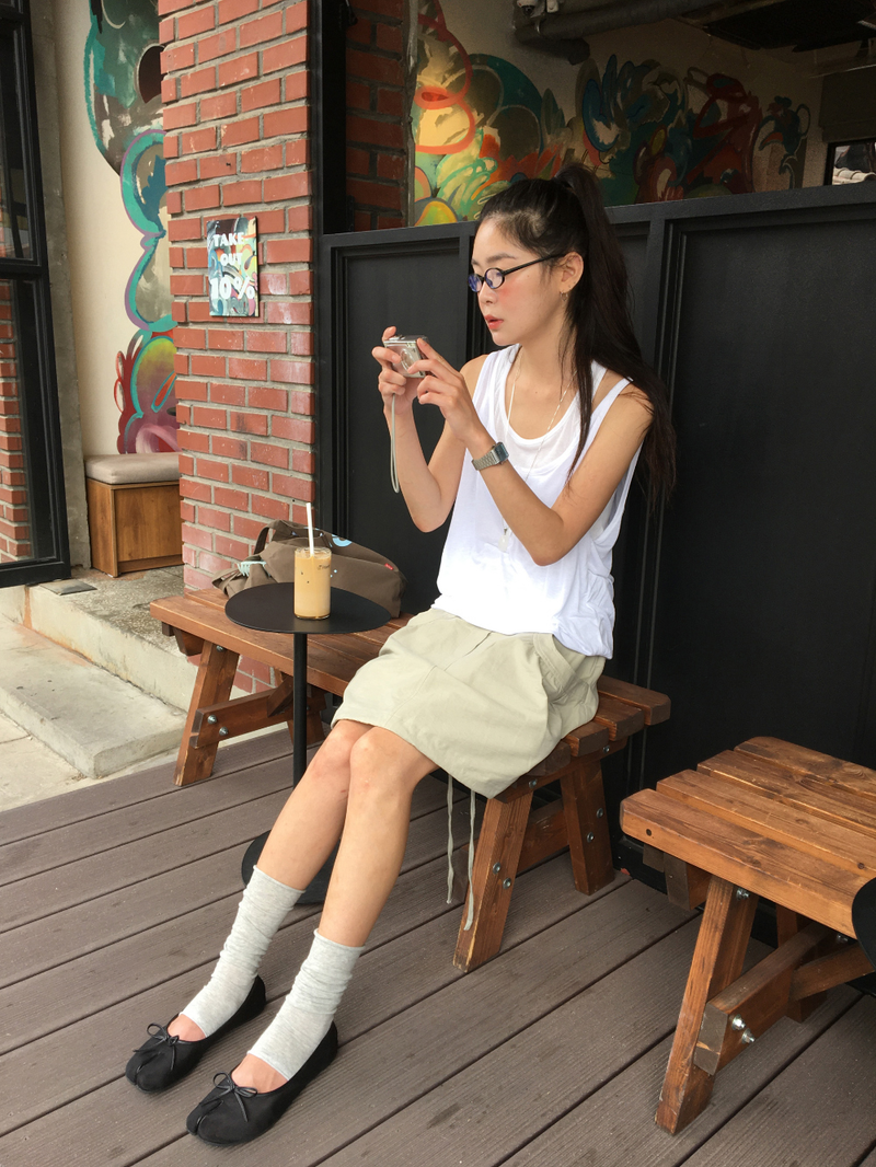 Coined layer sleeveless top (3color)