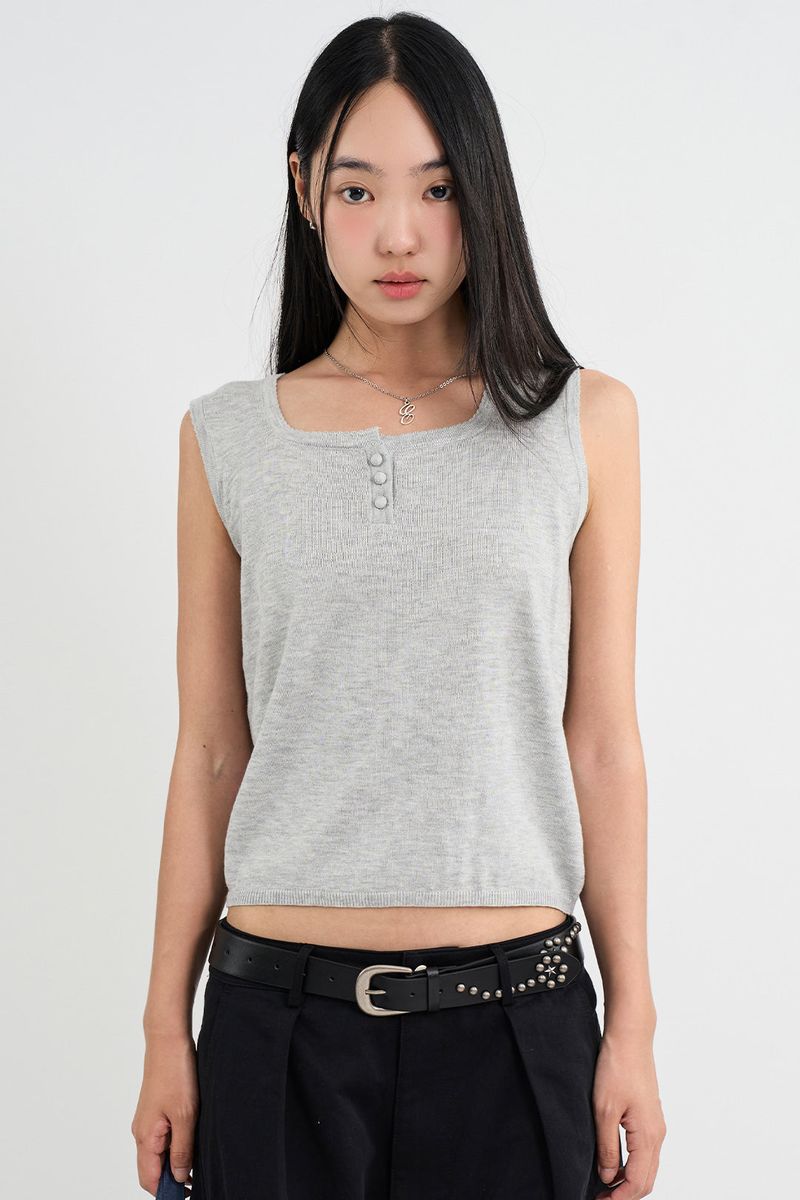 Silk button sleeveless knit top