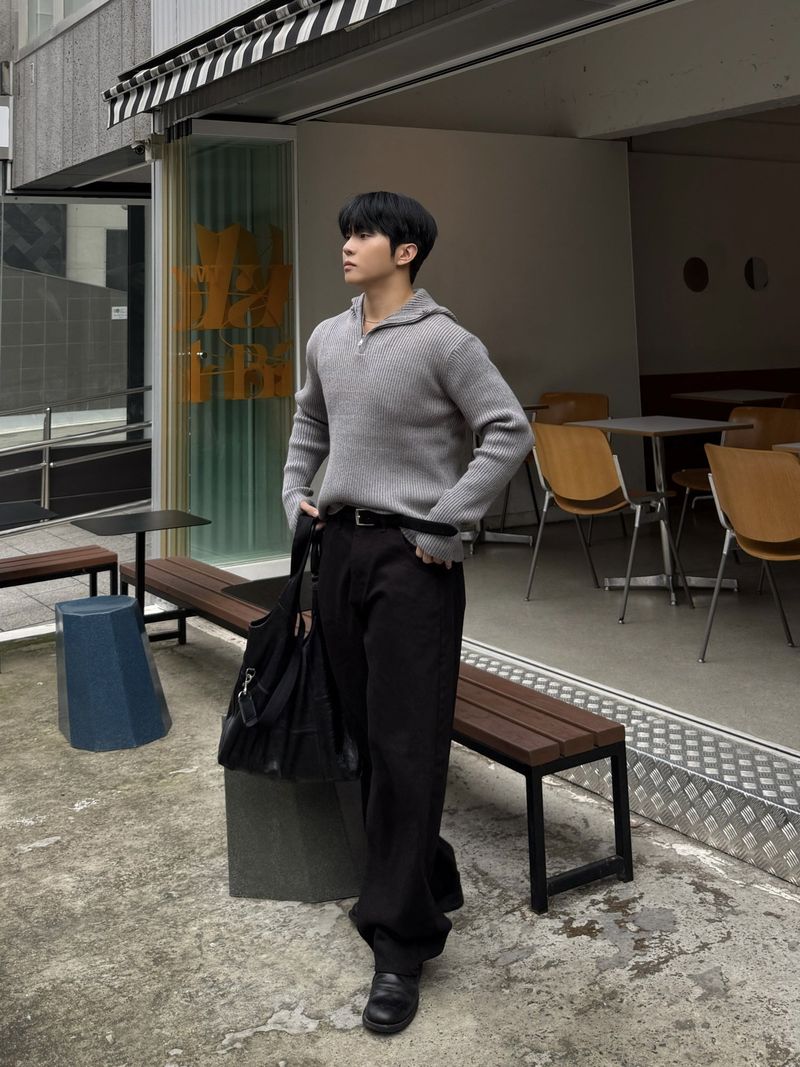 Tail hooded warmer knitwear
