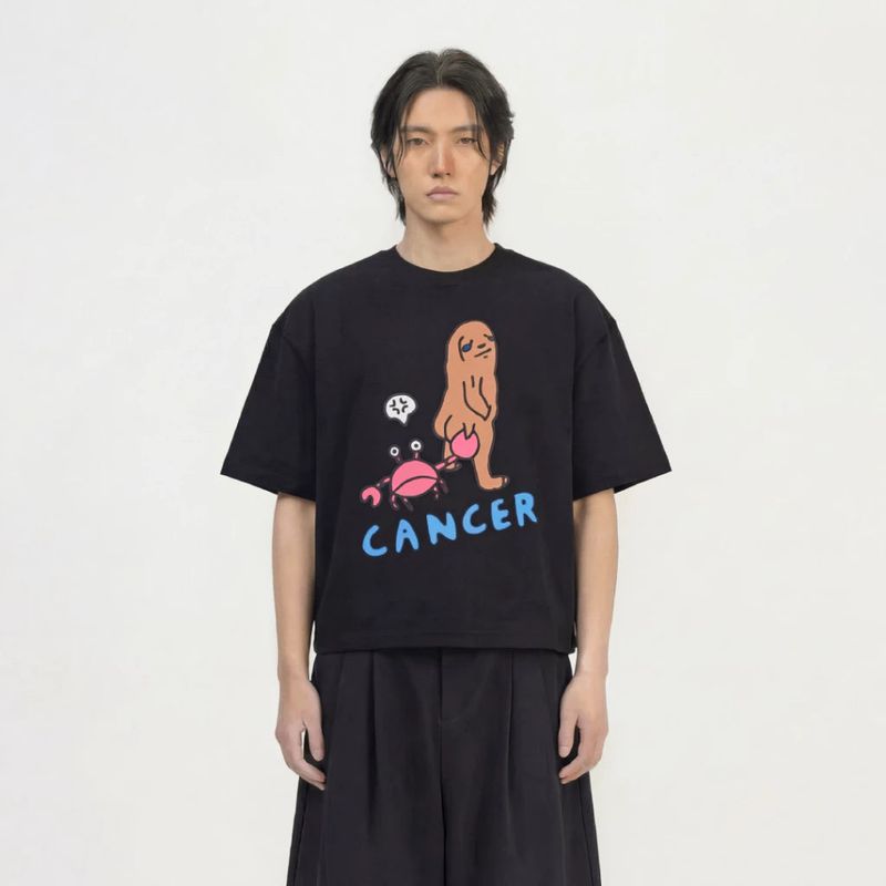 Peanut Stain（ピーナッツ ステイン）の「PEANUT STAIN - ワッツユアサインゾディアックキャンサーボクシーTシャツ（トップス）」