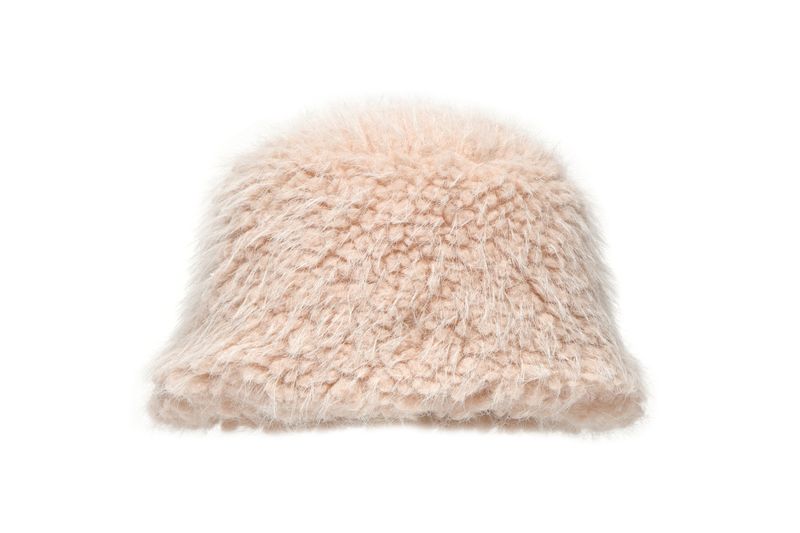 MEATEL HAT IN PINK WING