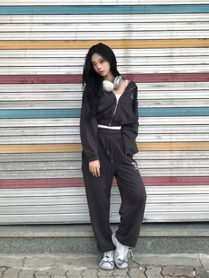 Taro set up hood zip up