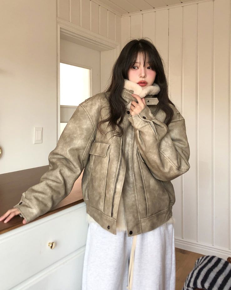 ULAN（ユレン）の「Betty Washed High Neck Buckle Mustang（Jackets/Outerwear）」