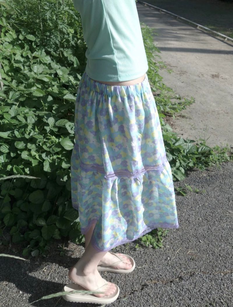 lilac skirt