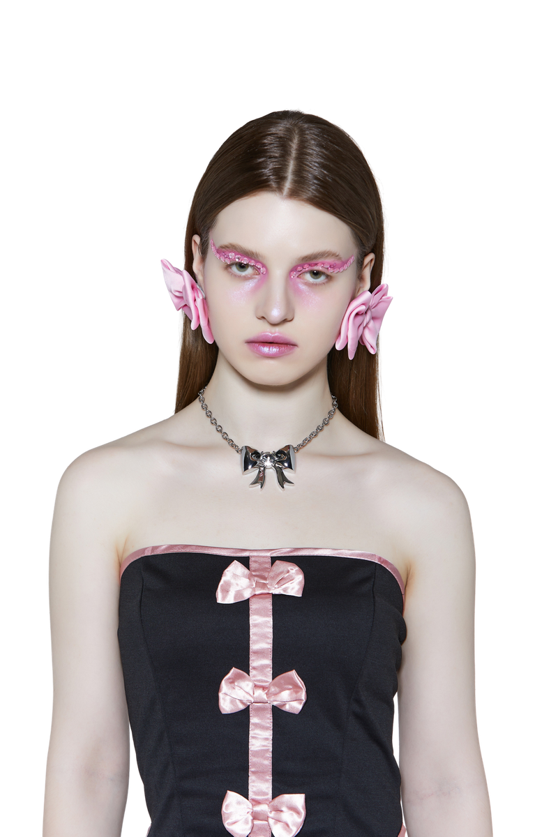 Big ribbon necklace