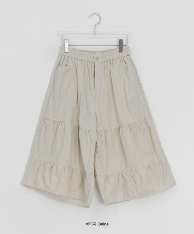 Leade Shirring Tiered Bermuda Banding Pants