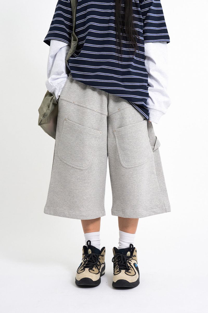 Raucohouse(ラウコハウス)の「Tens rivet bermuda sweatpants(Pants)」
