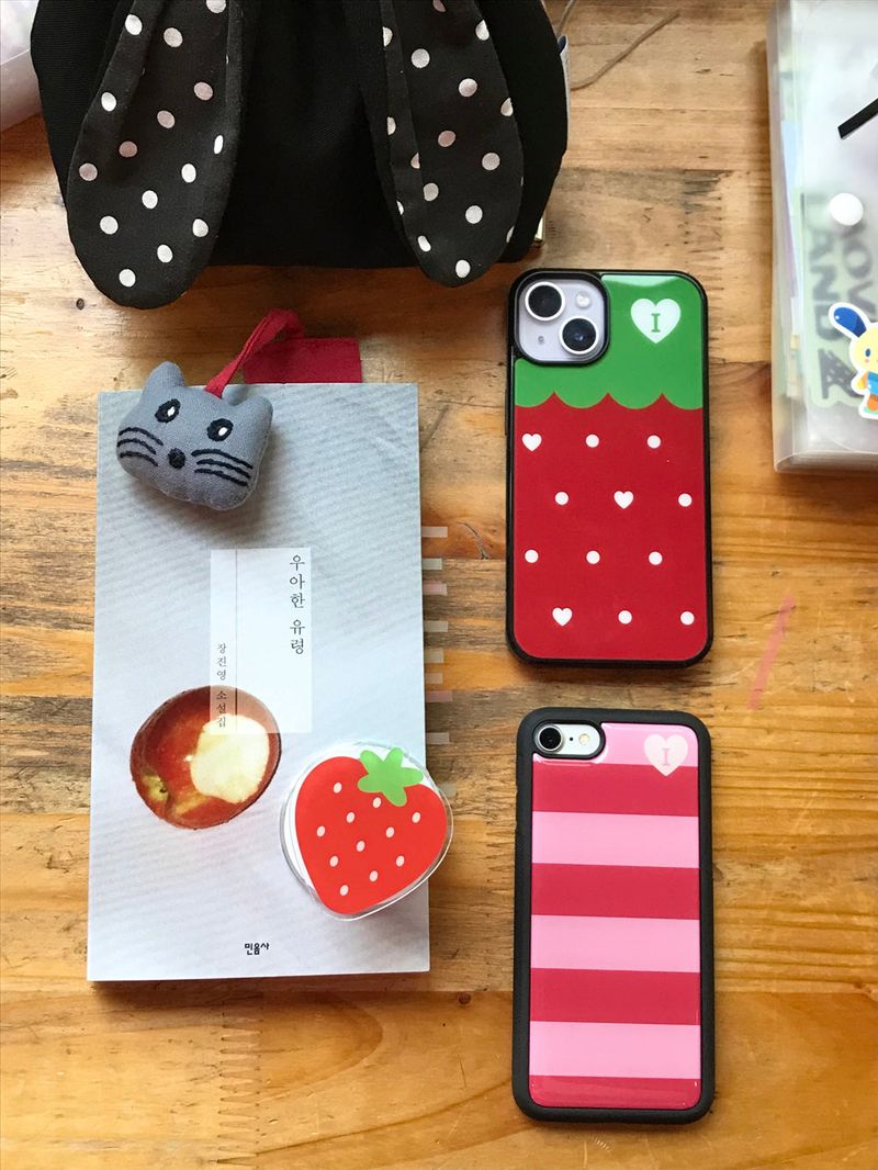 love berry case red