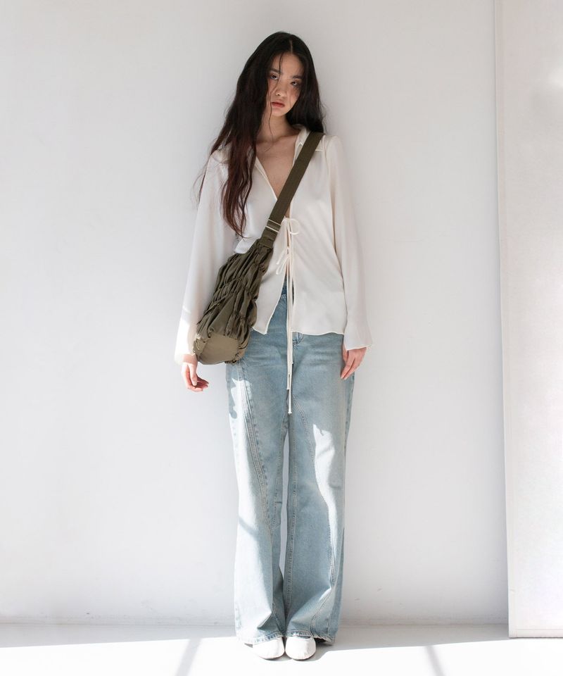 YAHN SISI(ヤーン シシ)の「Fairy Hobo Bag - Khaki(Bags)」