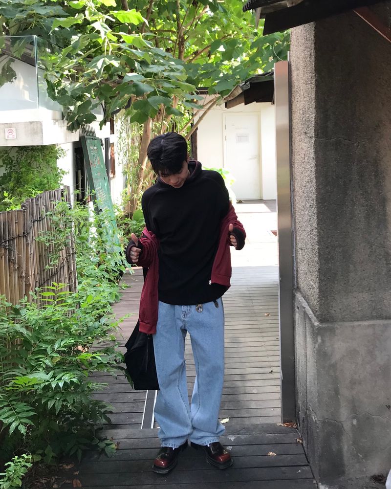 Handle Over Embroidered Denim Pants
