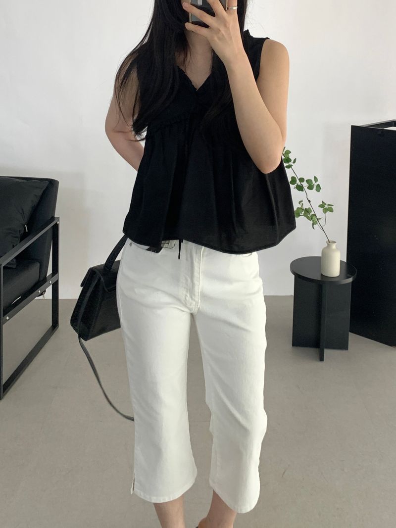 Devco Frill Sleeveless Blouse
