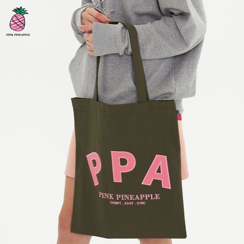 PINK PINEAPPLE（ピンクパイナップル）の「INITIAL LOGO ECO BAG（Bags）」