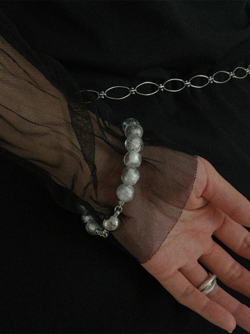 Metallic glass bracelet