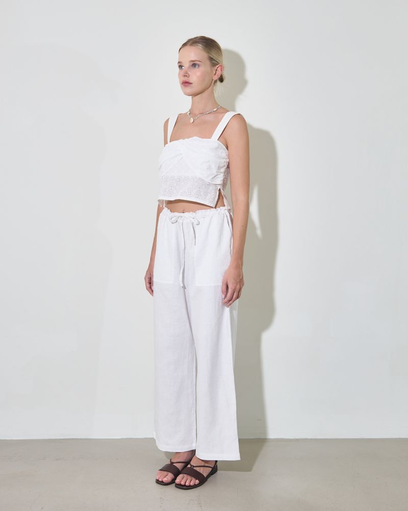 EMBROIDERY COTTON CAMI TOP / WHITE