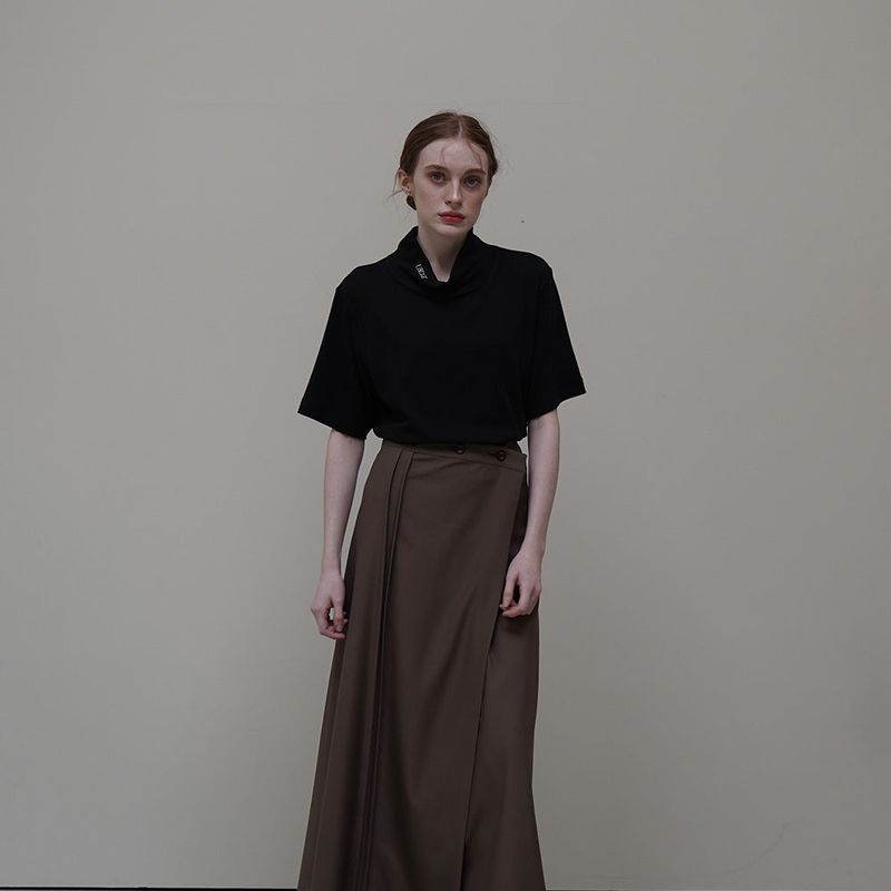 Black Drape T-Shrits