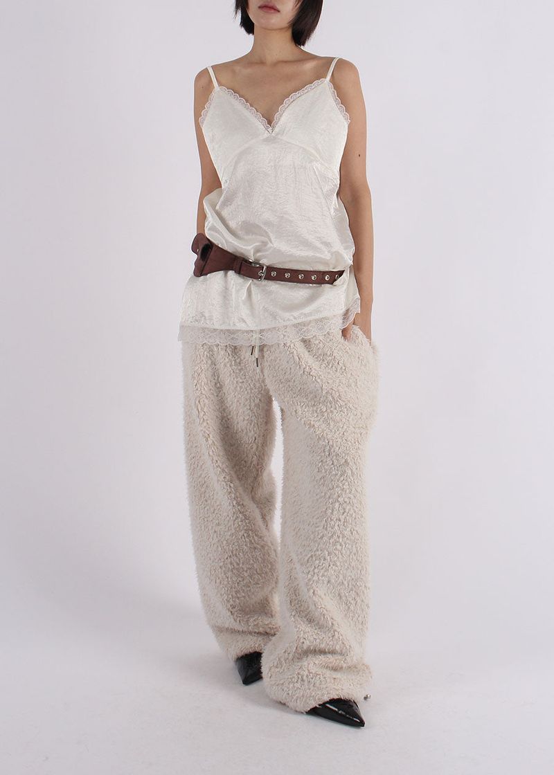 LACE SLIP SLEEVELESS TOP