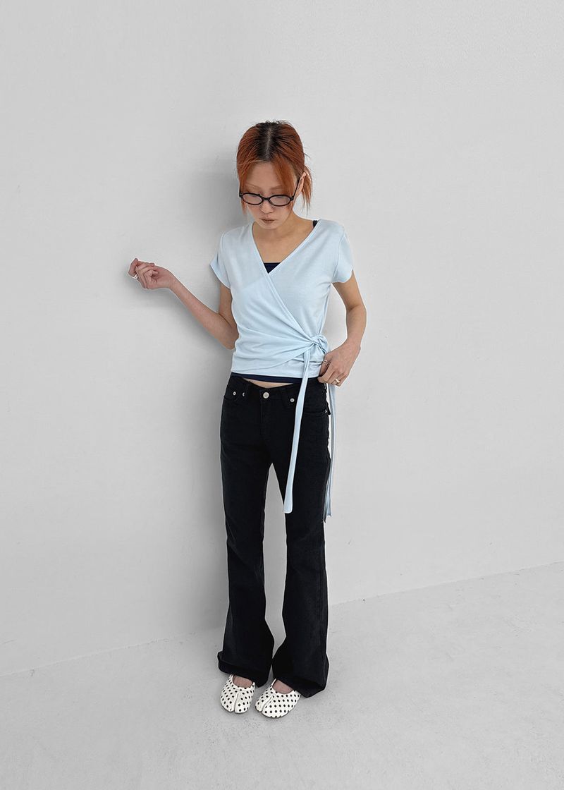 [MADE] Flopit Wrap Short Sleeve Top
