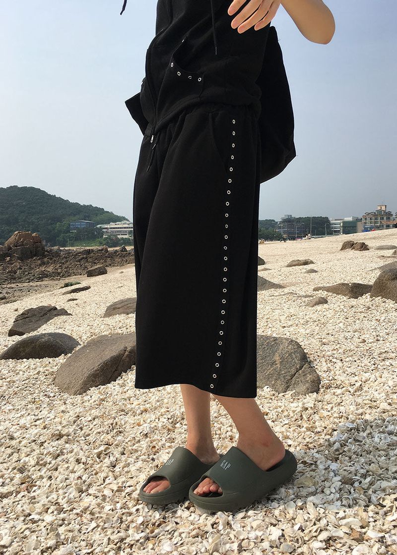 eon(イオエン)の「EYELET LINE BERMUDA PANTS(Pants)」