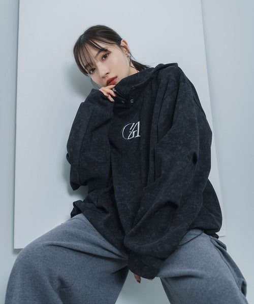 ANDGEEBEE(アンジービー)の「UNISEX ケミカルハイネックパーカー(Tops)」