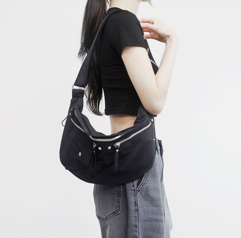NONCODE（ノンコード）の「Henin pocket zipper shoulder bag（Bags）」