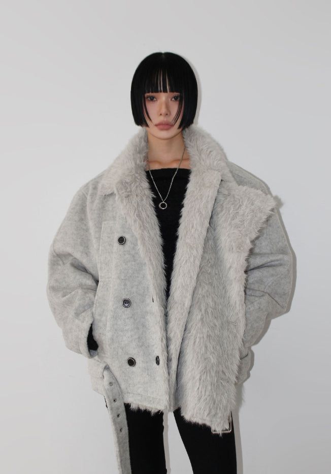 AAKE（アケ）の「(3oz Quilting) FUR-COLLAR DOUBLE SHORT COAT（Jackets/Outerwear）」