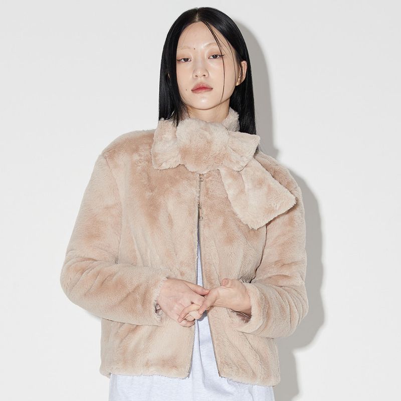 ZEROPLANET（ゼロプラネット）の「フラッフィーボータイファージャケット / Fluffy Bow tie Fur Jacket [BEIGE]（Jackets/Outerwear）」