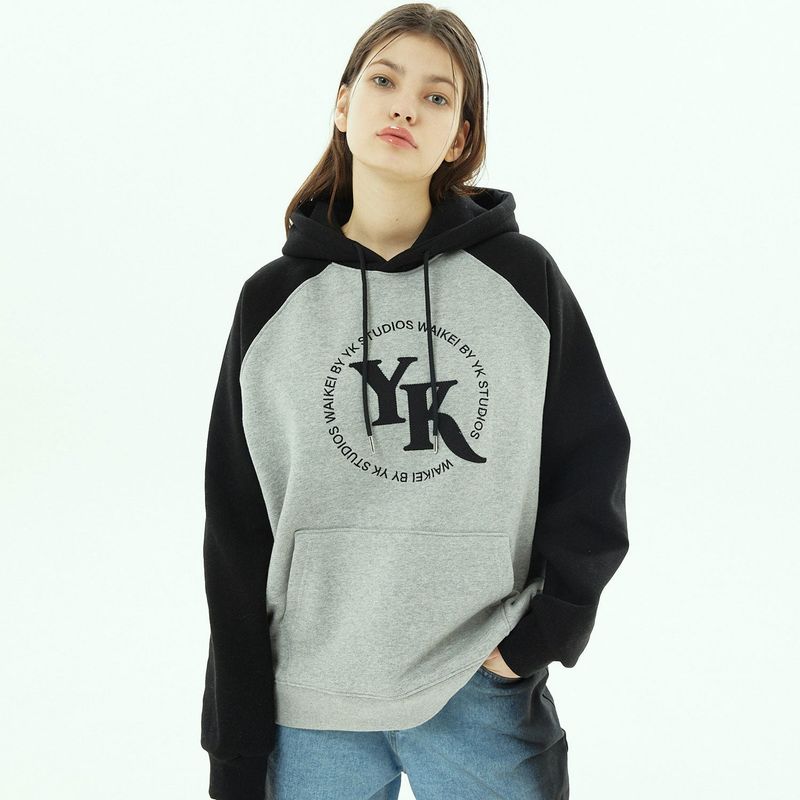 YK applique raglan hood