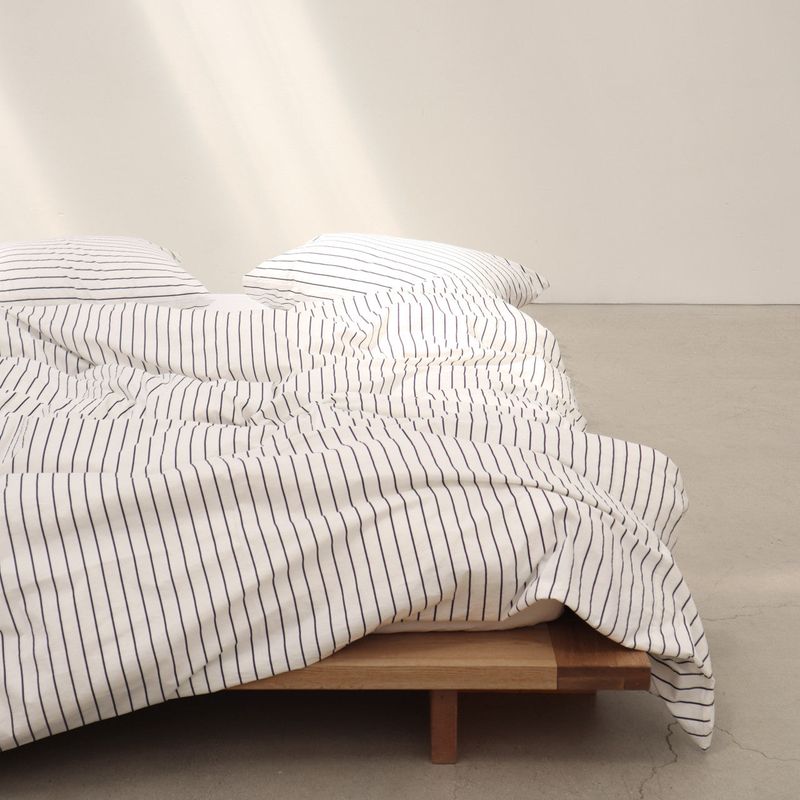 Linea pillow case