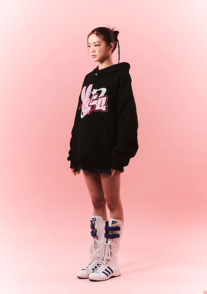 fur bunny planet hoody - black