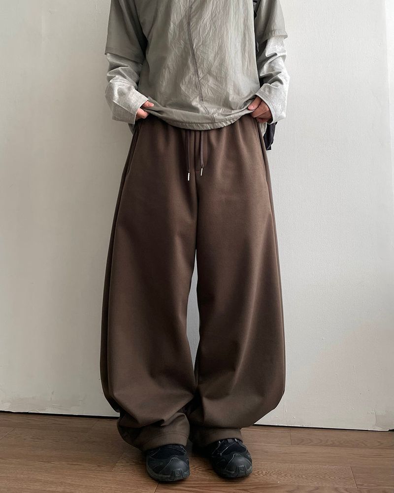 Tension Curved Sweatpants