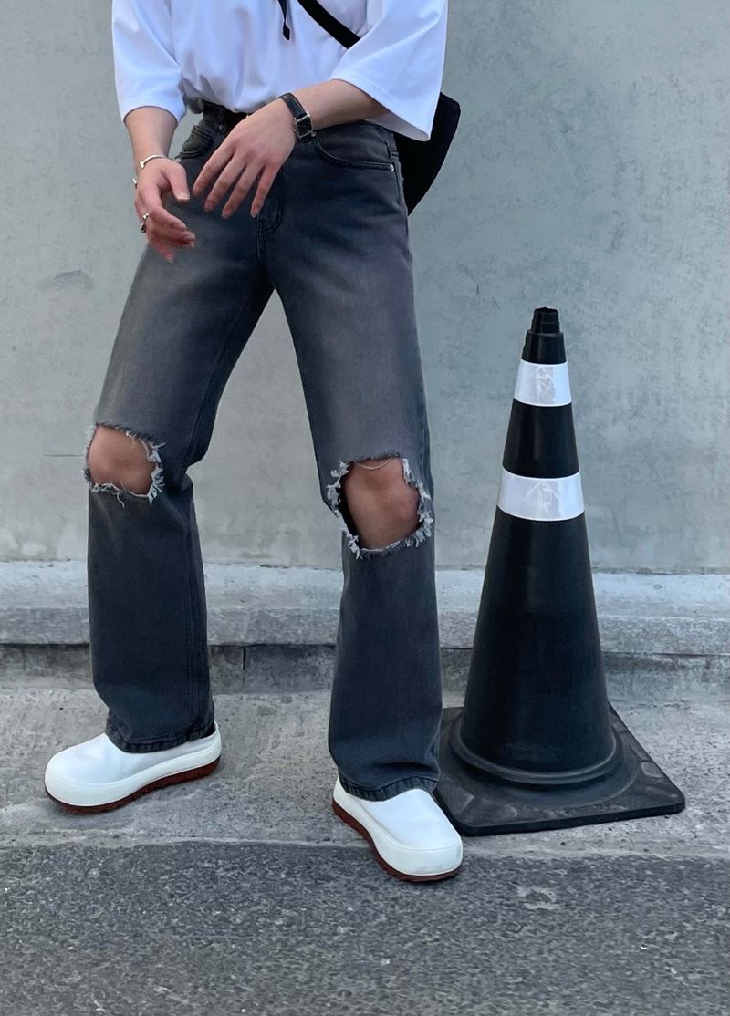 EASY DETROYED DENIM PANTS(2COLOR)