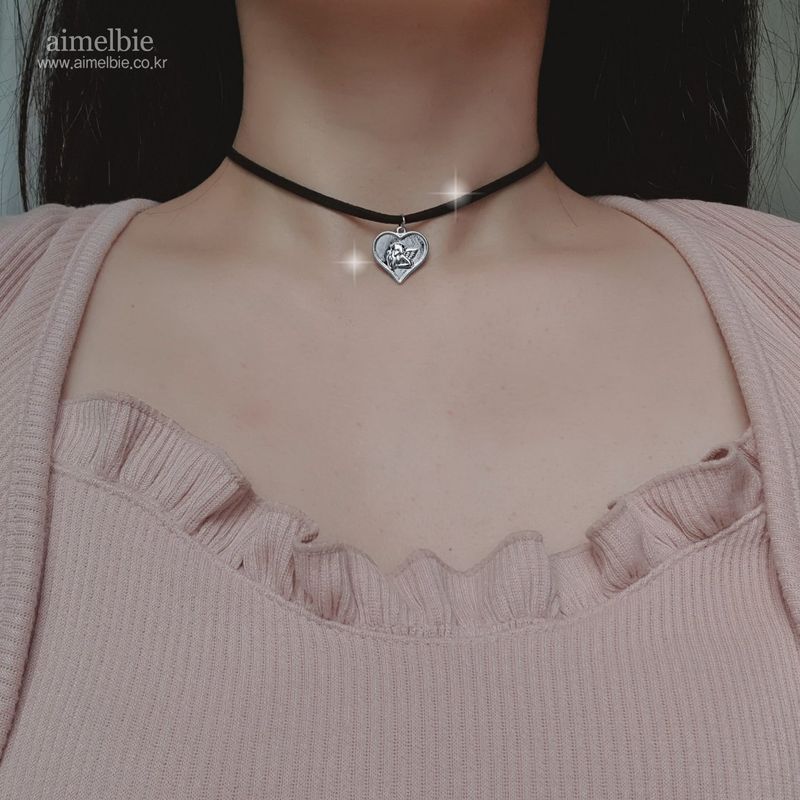 aimelbie（アイメルビー）の「Baby Angel Heart Choker Necklace - Silver ver.（Accessories）」