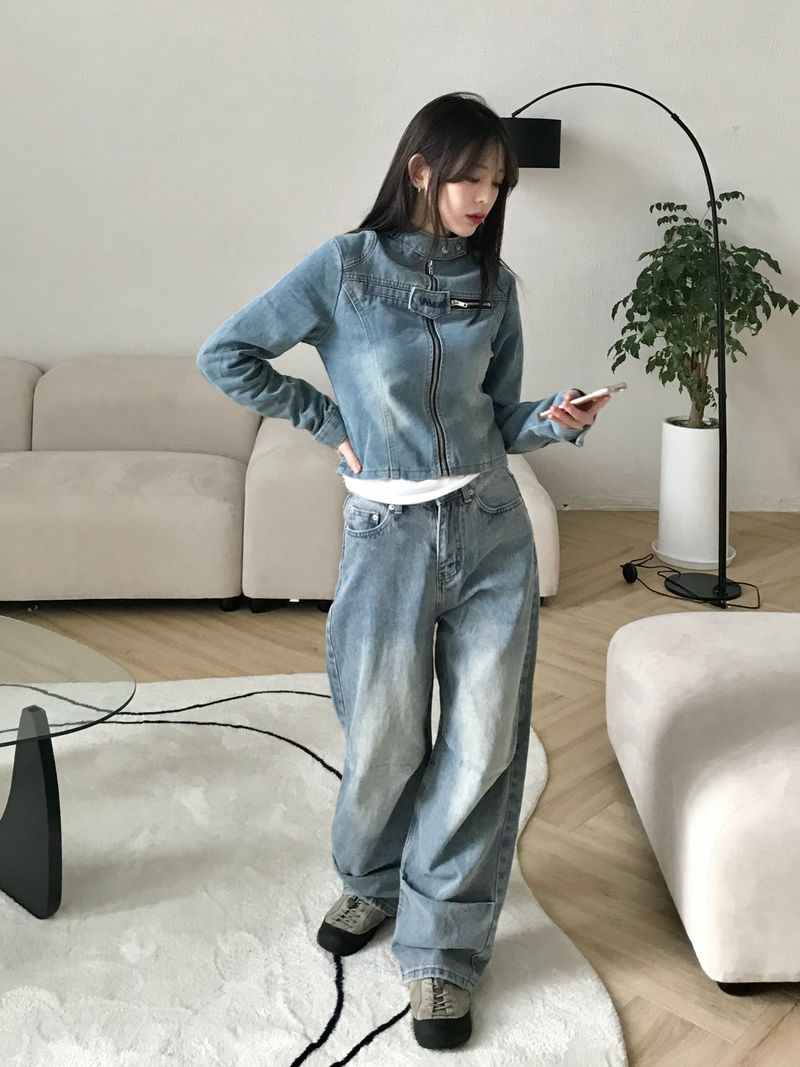 Unmore jacket