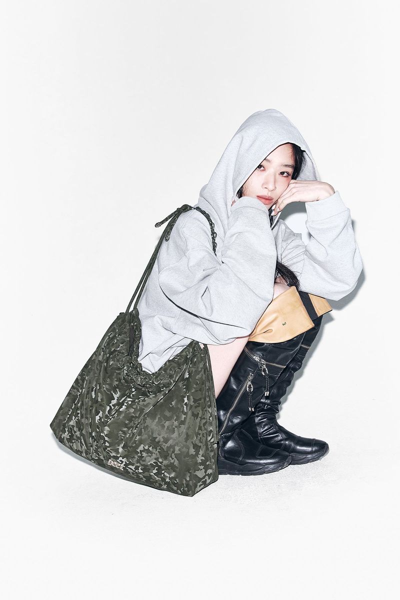 CHAIN SHOULDER BAG KHAKI