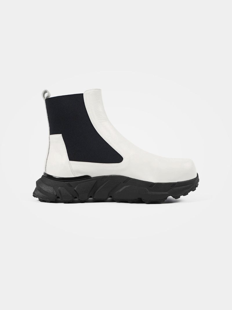 【MADE】UX, White