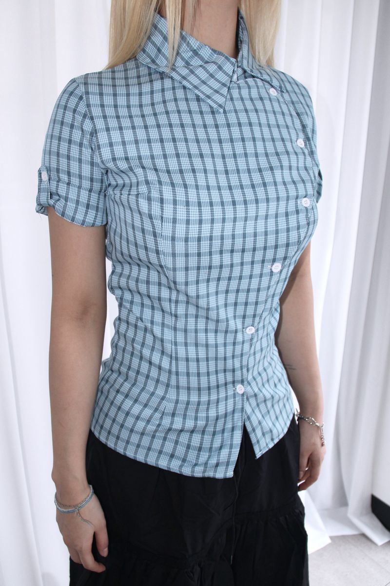 Unbalance button checke shirt blouse