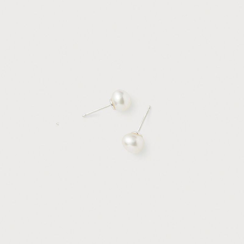 Oval Pearl Earrings, small