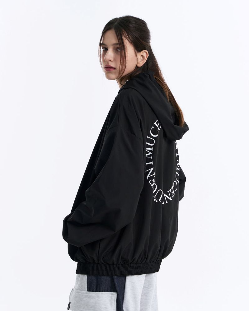 BACK ROUND WINDBREAKER (Black, Charcoal)