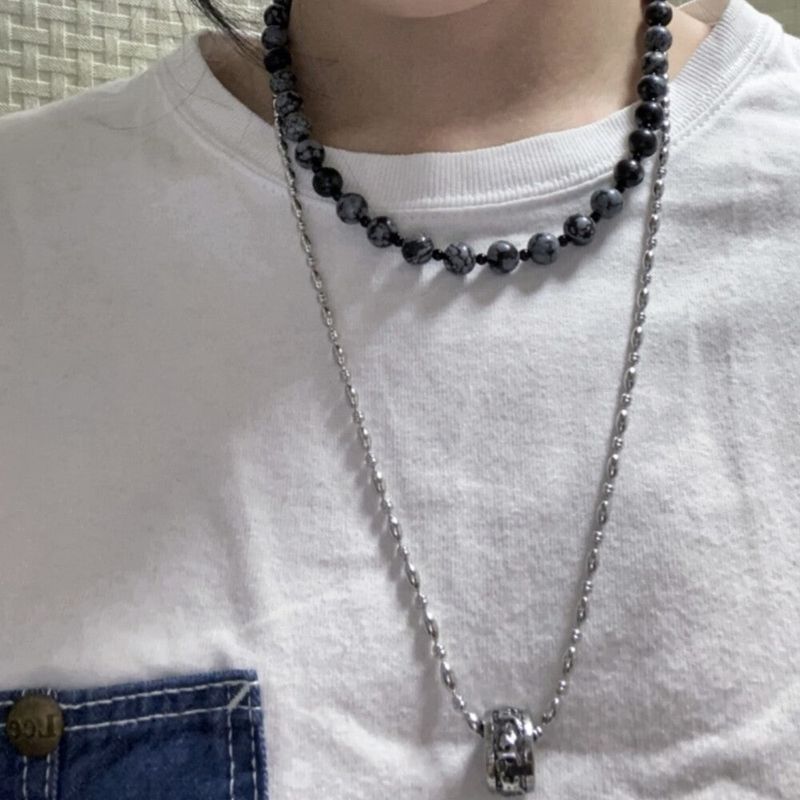 Snowflake necklace (black)