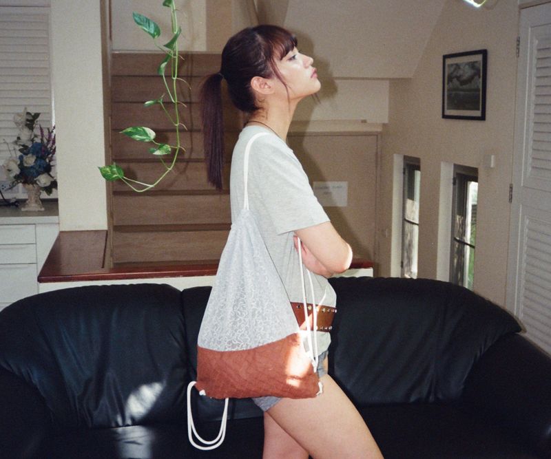 Lace Drawstring Bag - Sora