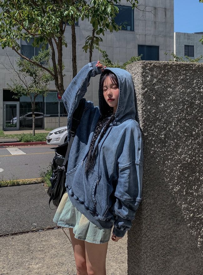 Gradation washing denim hoodie