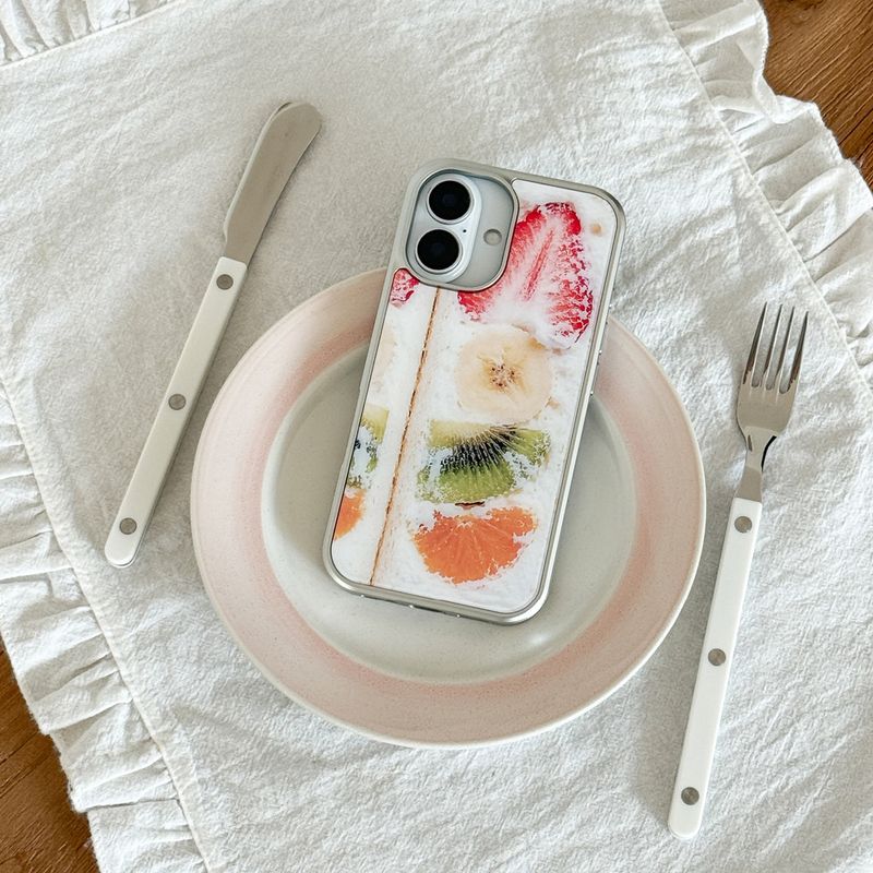 LOVEAFTERLIKE（ラブアフターライク）の「[MADE]フルーツサンド スタンダード グラス フォンケース（スマホグッズ/小物）」
