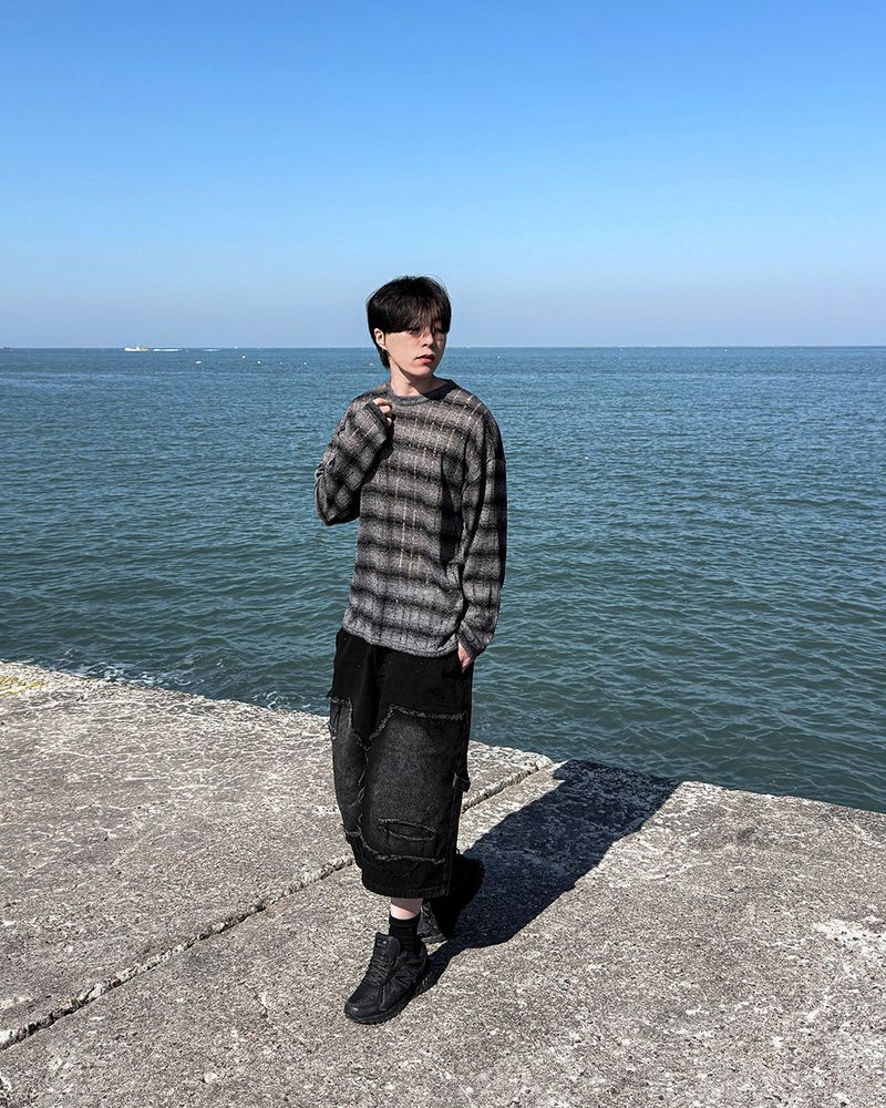 Rick Distressed Bermuda Denim Pants