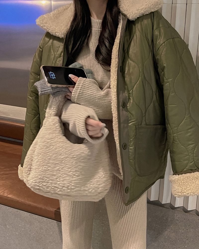 Reversible fur quilted jumper