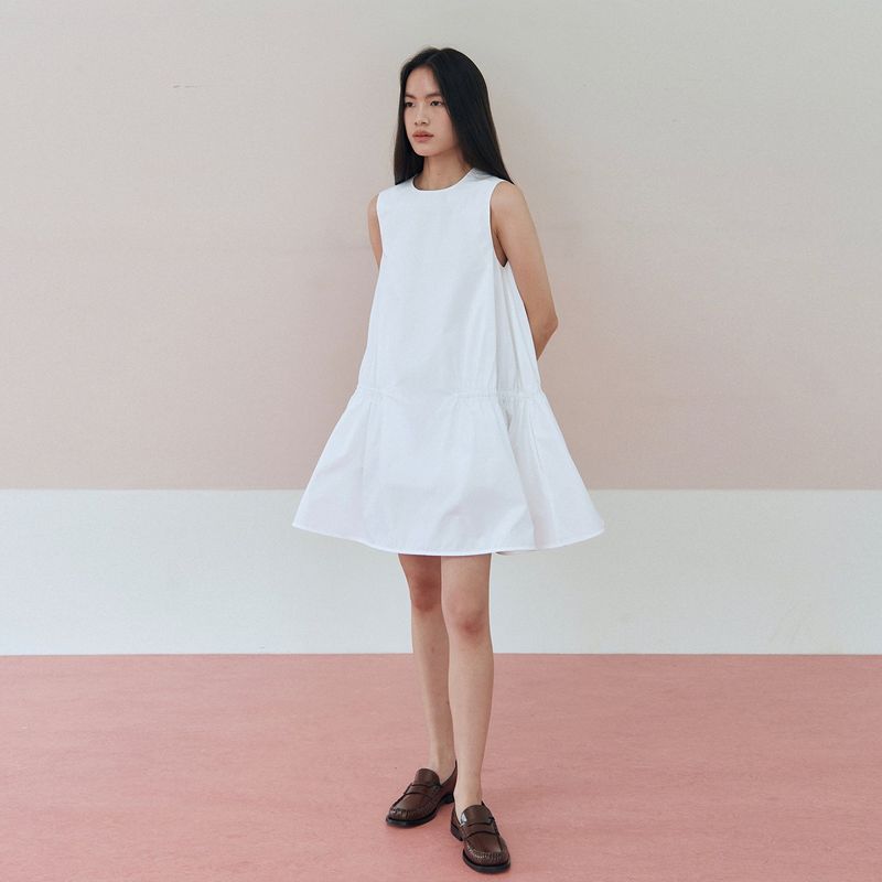 SSOKIN（ソキン）の「A Line Flaired Mini Dress_White（Dresses）」