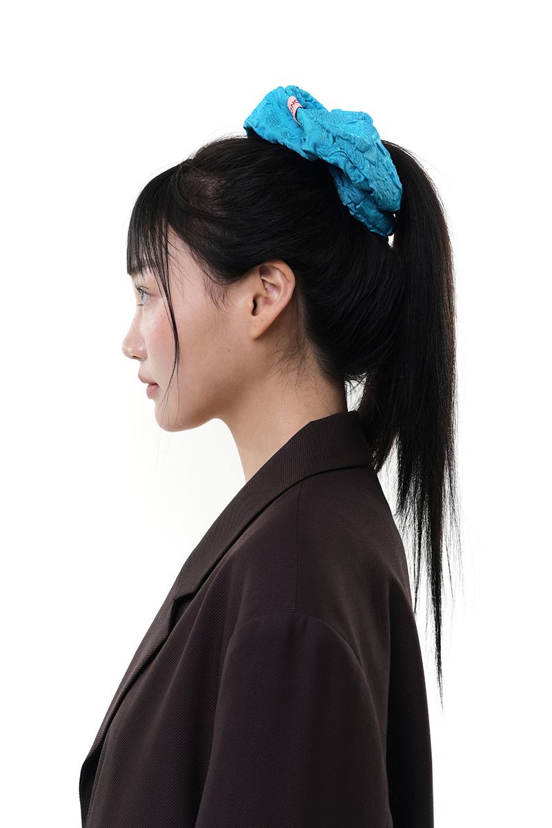 FLUFFY SCRUNCH / BLUE