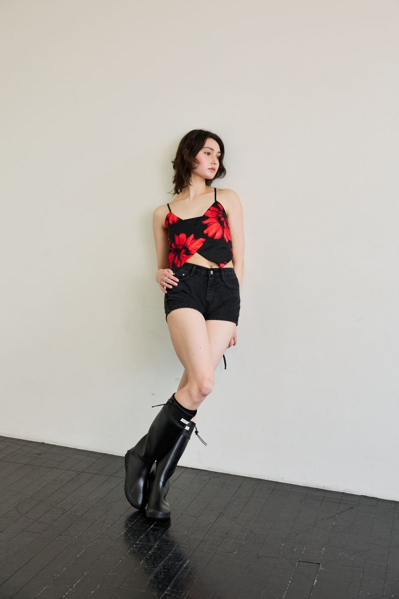 PEPPY MICRO DENIM SHORTS / BLACK